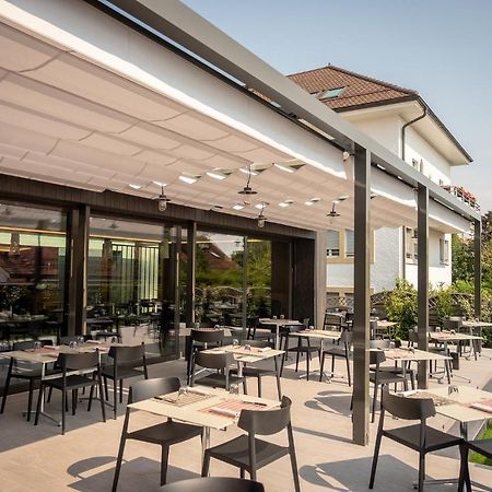 Auberge De La Tour Trelex Екстериор снимка
