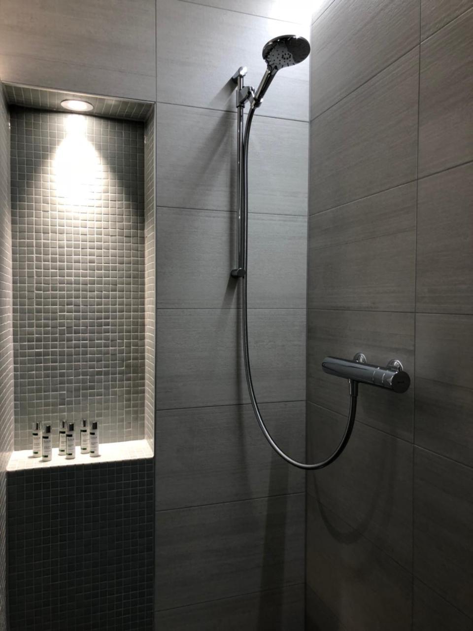 Auberge De La Tour Trelex Екстериор снимка